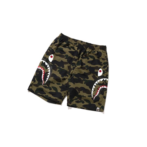 A BATHING APE Bape 1st Camo Side Shark Beach Kurze Hose Herren Grün | 36405DRVK